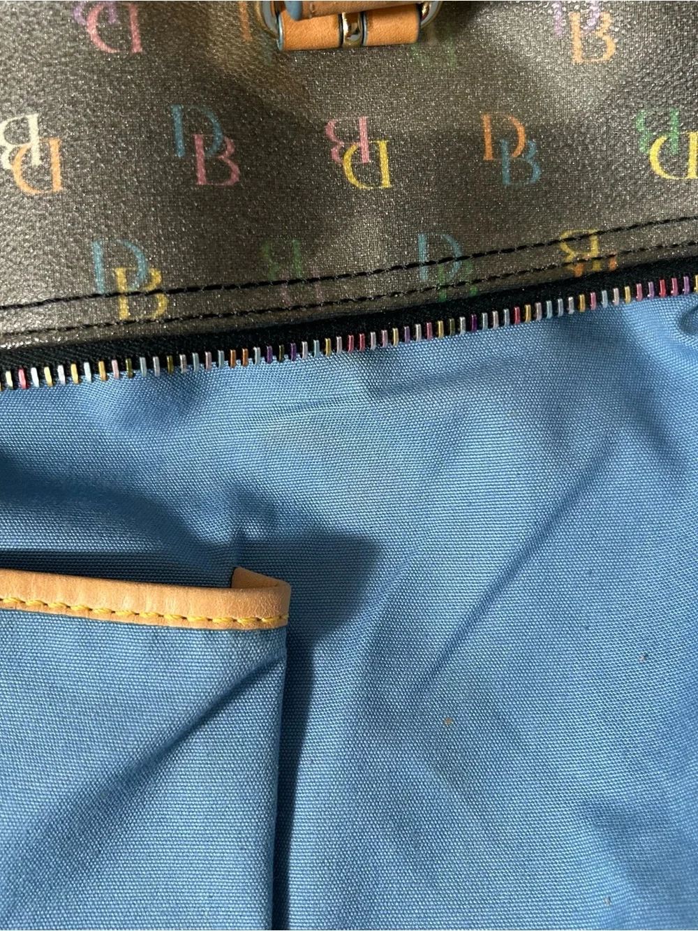 Dooney & Bourke ** this